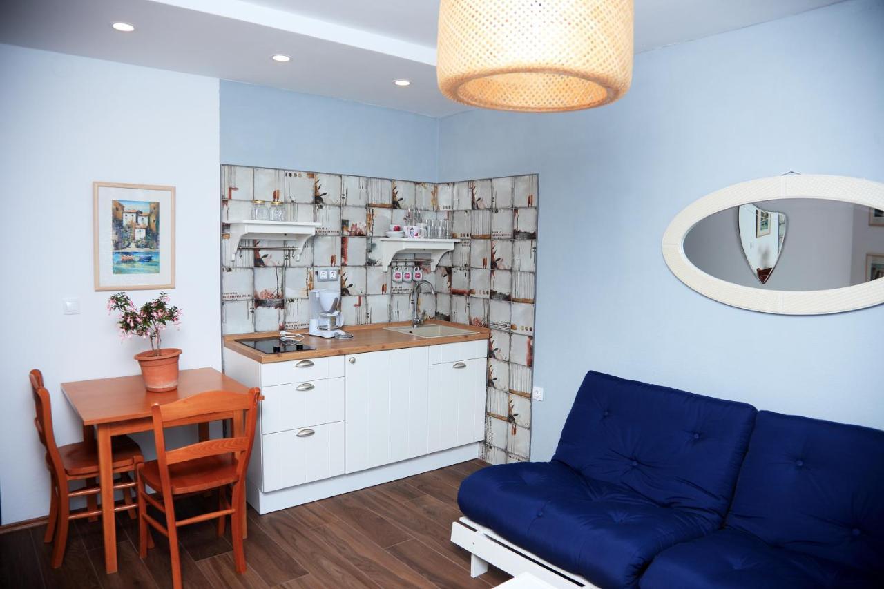 Gostinjska kuća Tanya-apartments And 3*