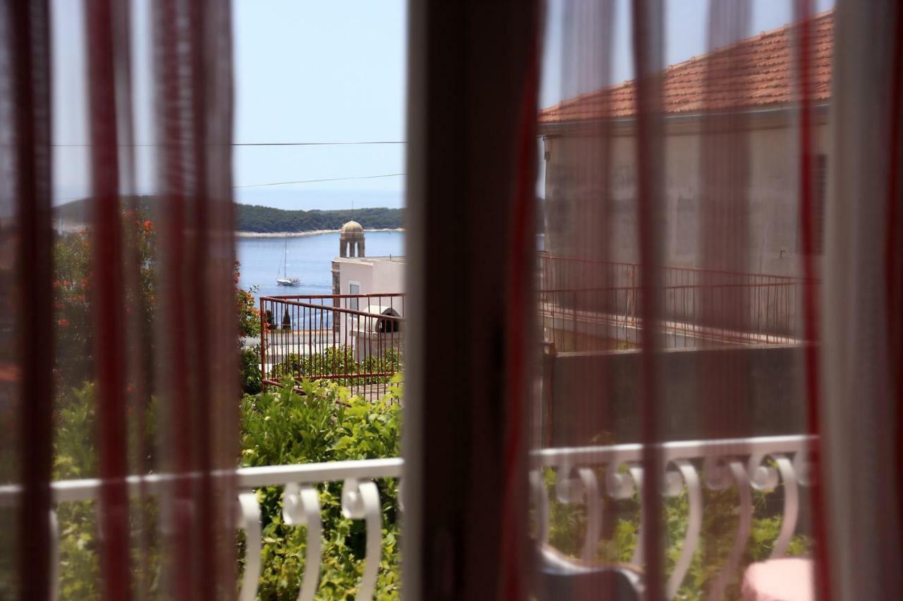 Gostinjska kuća Tanya-apartments And Hvar Town